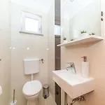 Holiday home House Mirrors
