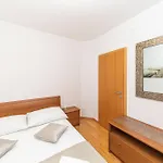 House Mirrors Razanj
