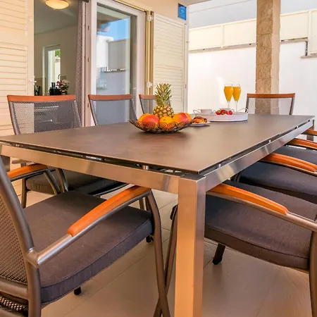 Semesterbostad House Mirrors *