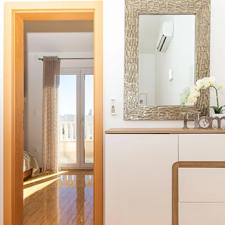 House Mirrors